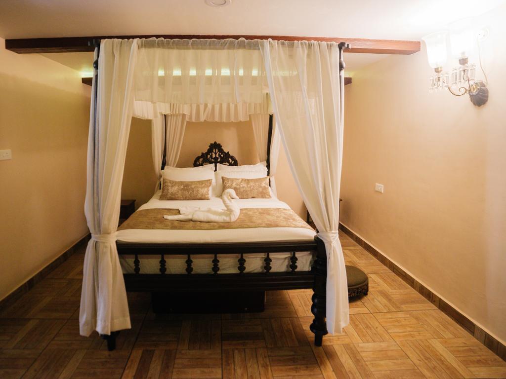 Casa Menezes - A Heritage Goan Homestay Bambolim Exterior foto
