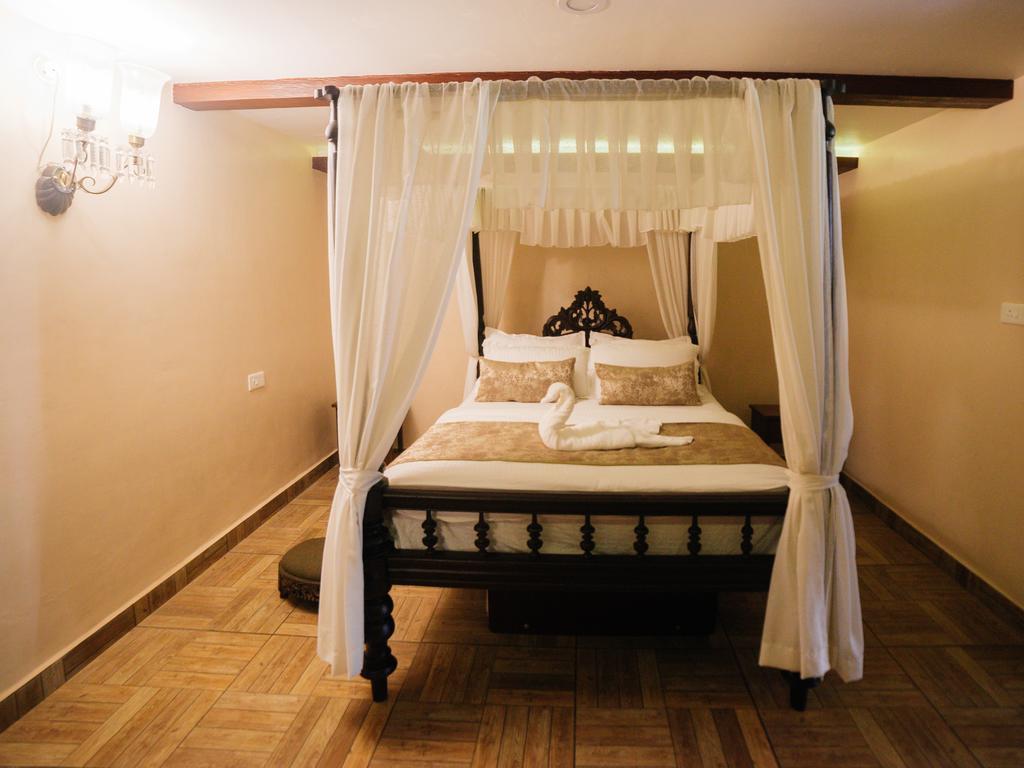 Casa Menezes - A Heritage Goan Homestay Bambolim Exterior foto